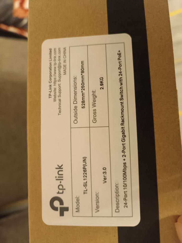 Switch TP-LINK TL-SL1226P 24 porte PoE 10/100 +2 portz gigabit+ 2 ports sfp