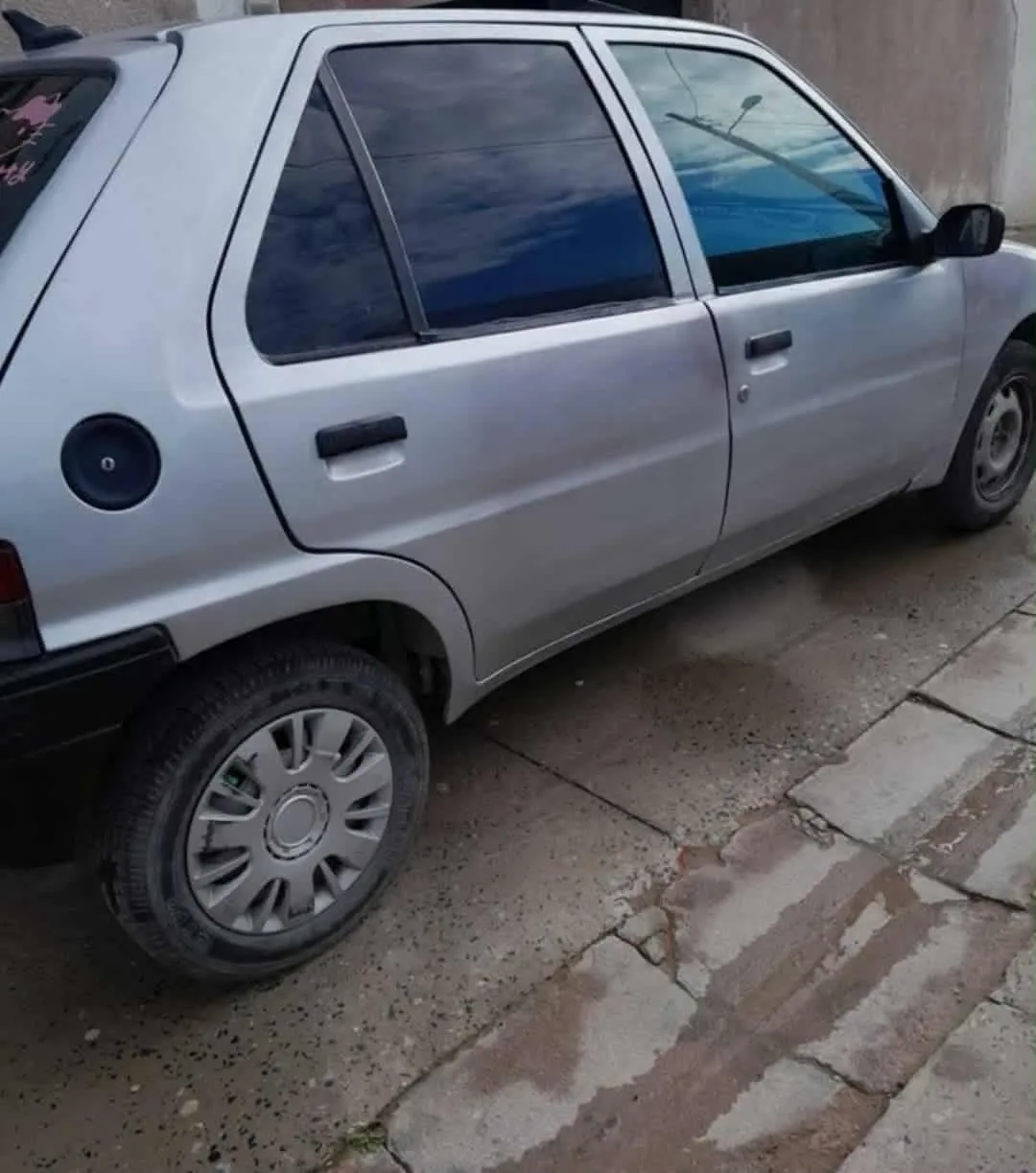 PEUGEOUT 106