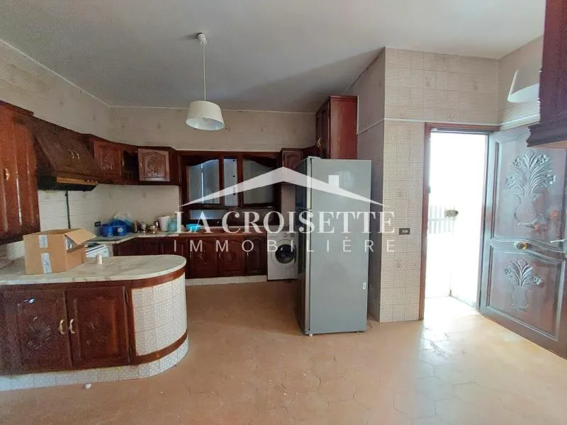 Villa s4 à La Marsa MVL0007