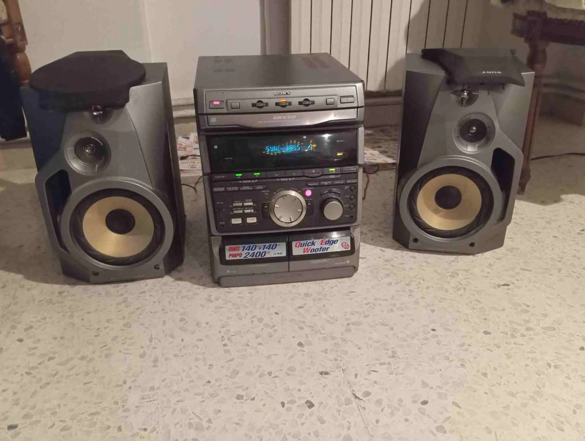 Chaîne stéréo Sony 