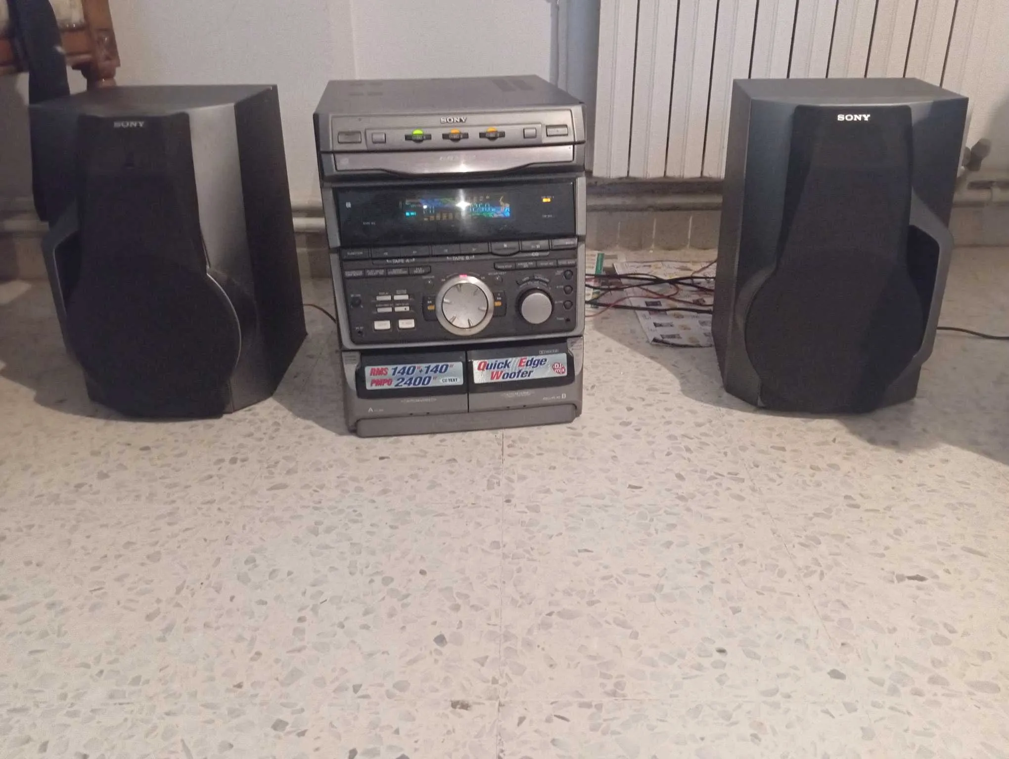 Chaîne stéréo Sony 