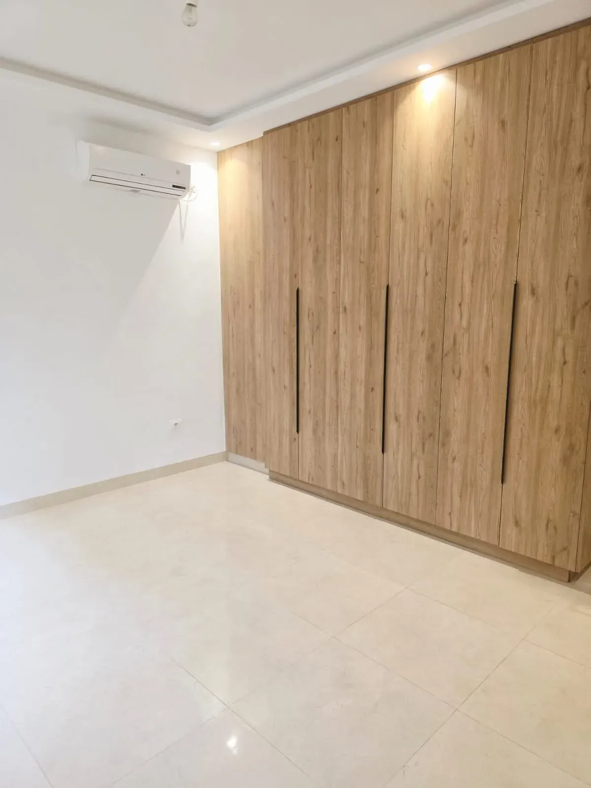 Une Belle Villa Plain-Pied Construite Sur Terrain 450m²