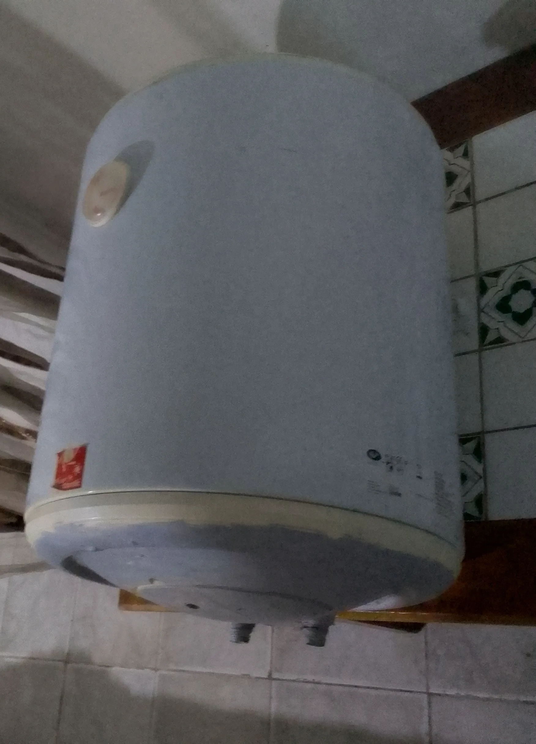 chauffeau 30 Litres ممكن التوصيل 