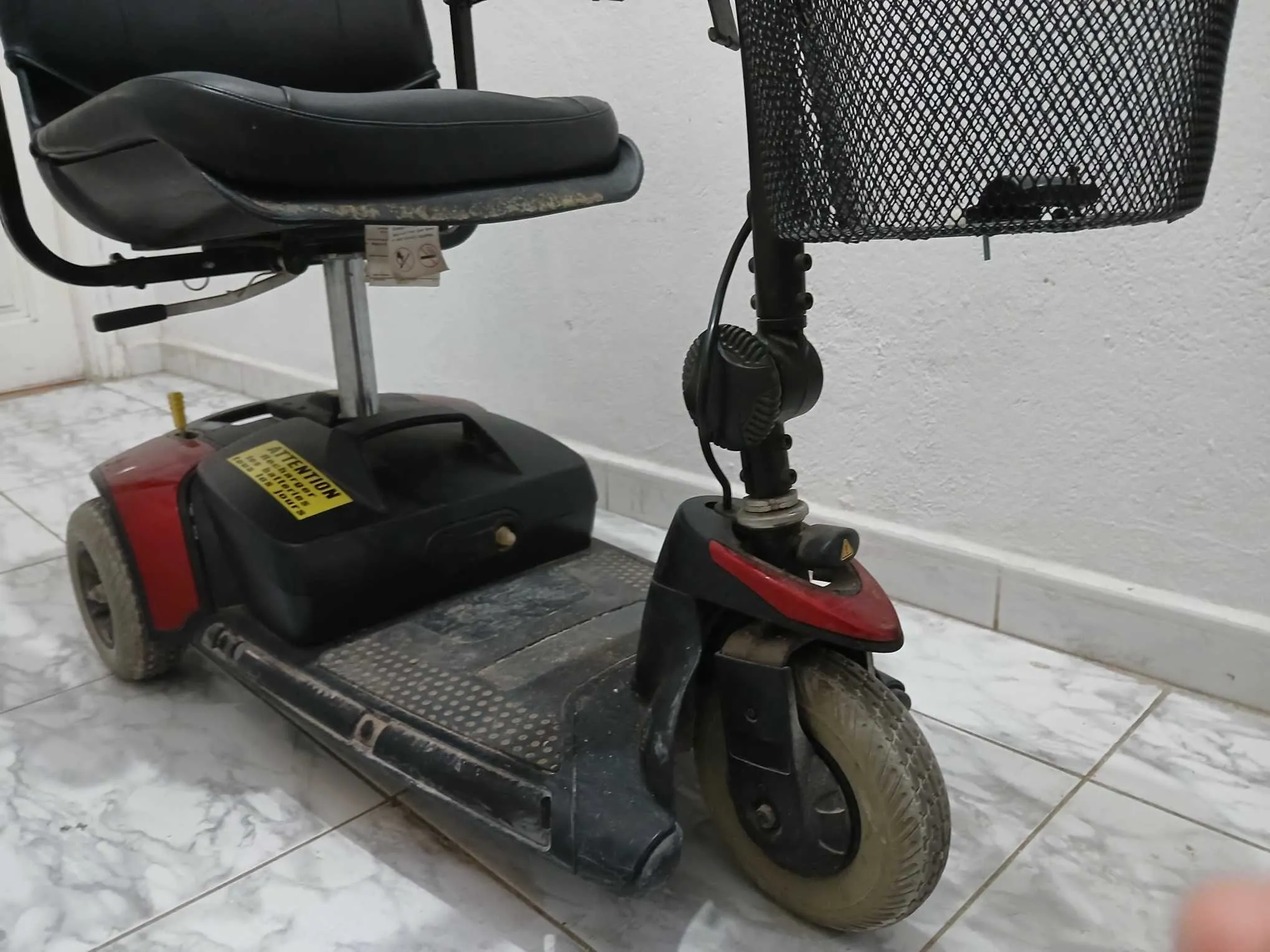 Scooter électrique à 3 roues