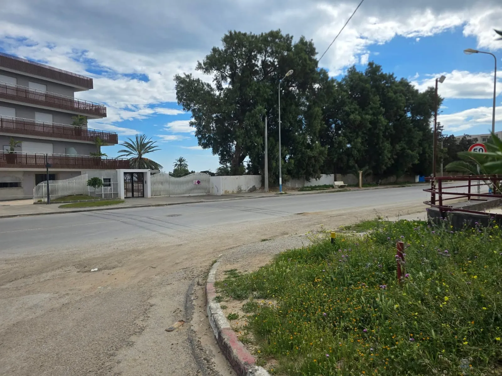 Terrain 482 m2 sur la route touristique à Chatt-Mariem the wave