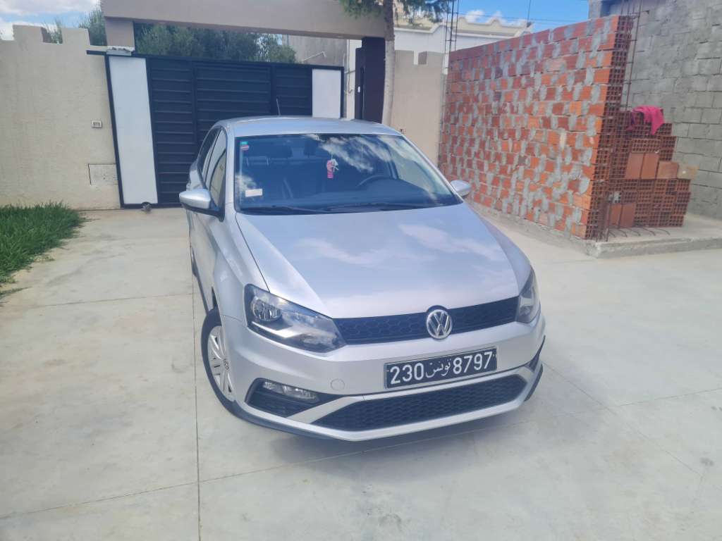 Volkswagen polo sedan