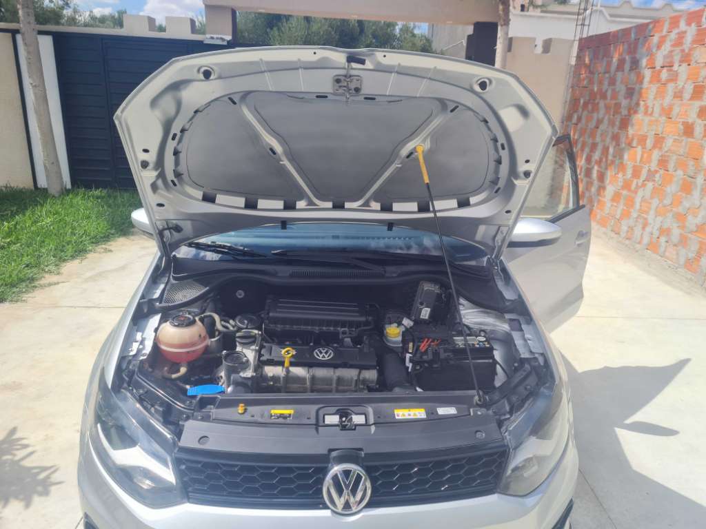 Volkswagen polo sedan