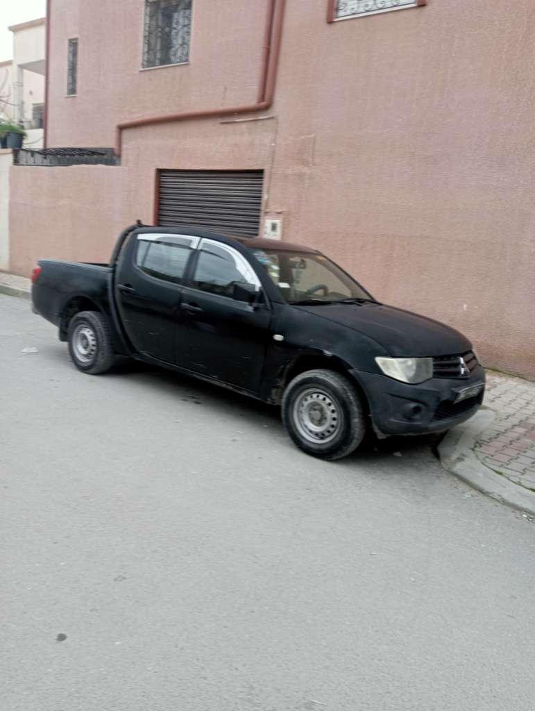 Camionette L200 4x2