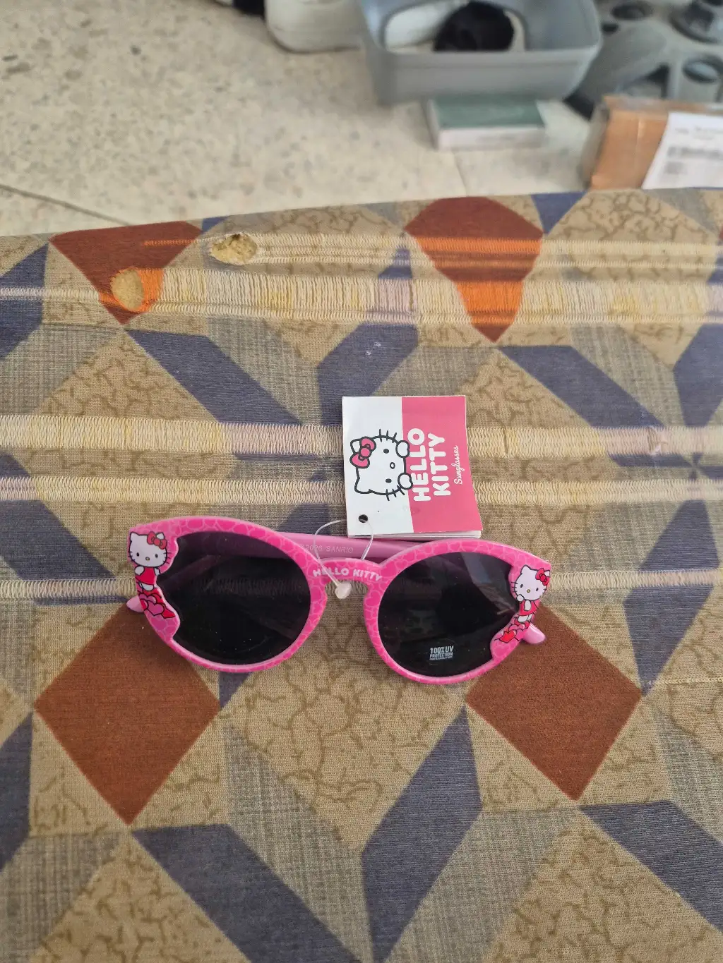 Lunette de soleil pour fille hello kitty