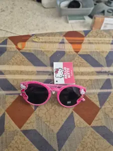 Lunette de soleil pour fille hello kitty