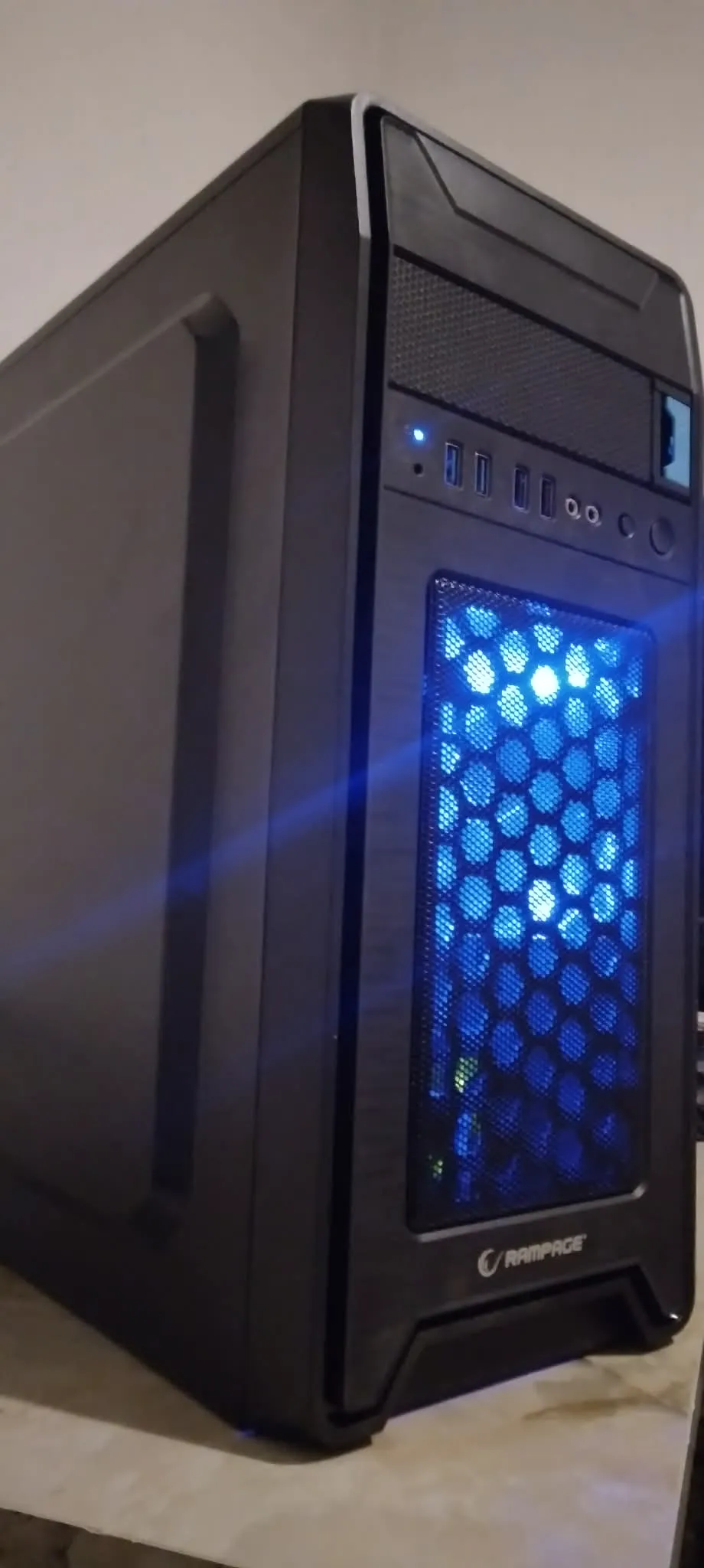 Unité Gamer R5 3600x 16Go GTX 1650S SSD 480Go