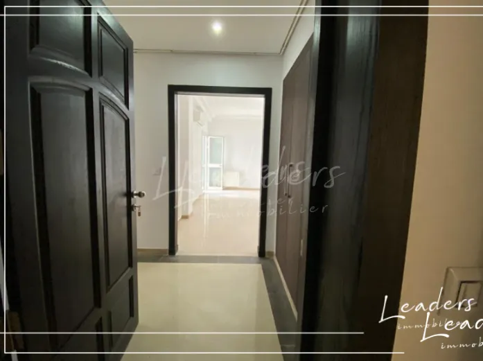 🌟 Appartement S+3 avec Balcon à Borj Louzir –