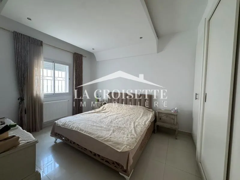 Villa plain-pied S+4 semi-meublée à La Marsa MVL0516