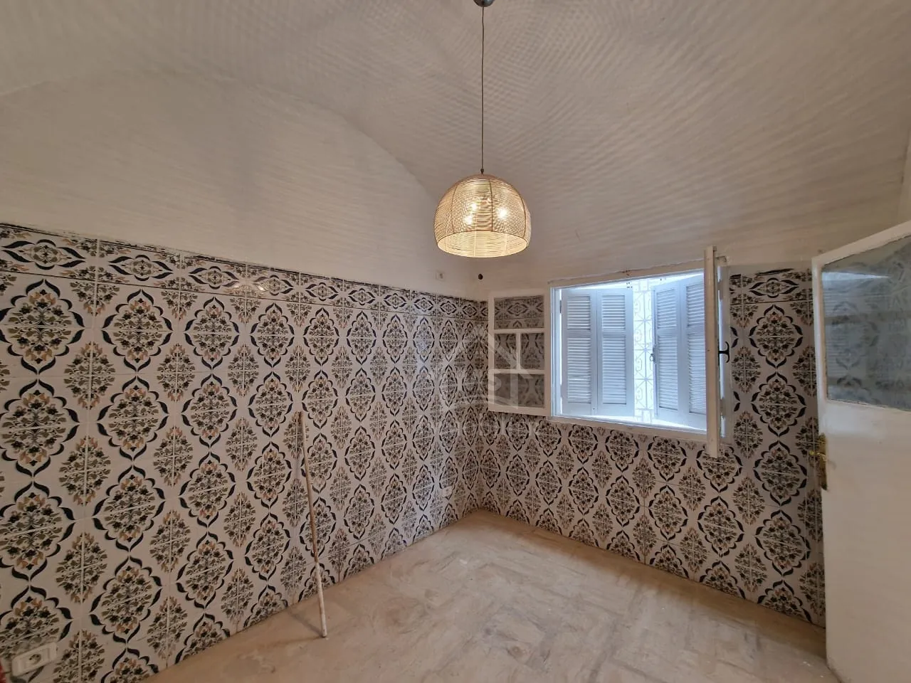 Maison arabe S+2 renouvelée à vendre à Hammamet 51355351