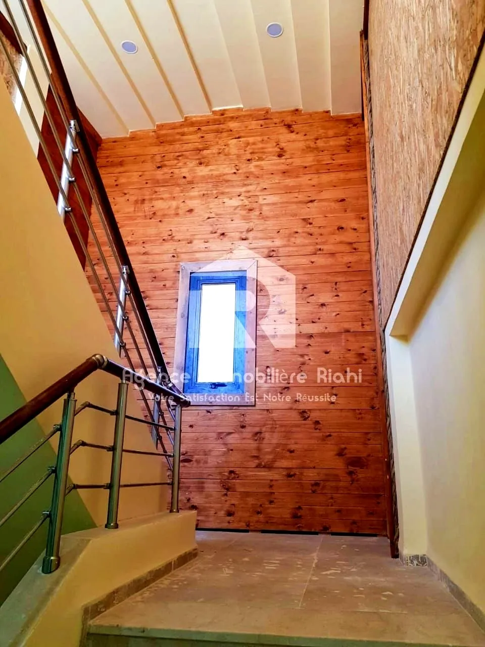 À LOUER (Par Jour) – Complexe de 4 Appartements S+2 avec Piscine Commune à Soviva Kantaoui