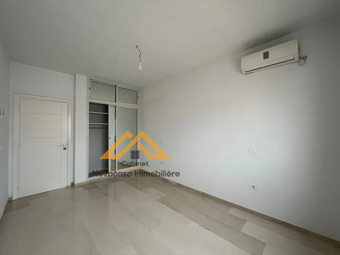 À Louer – Étage de villa S+3 à Khzema Est