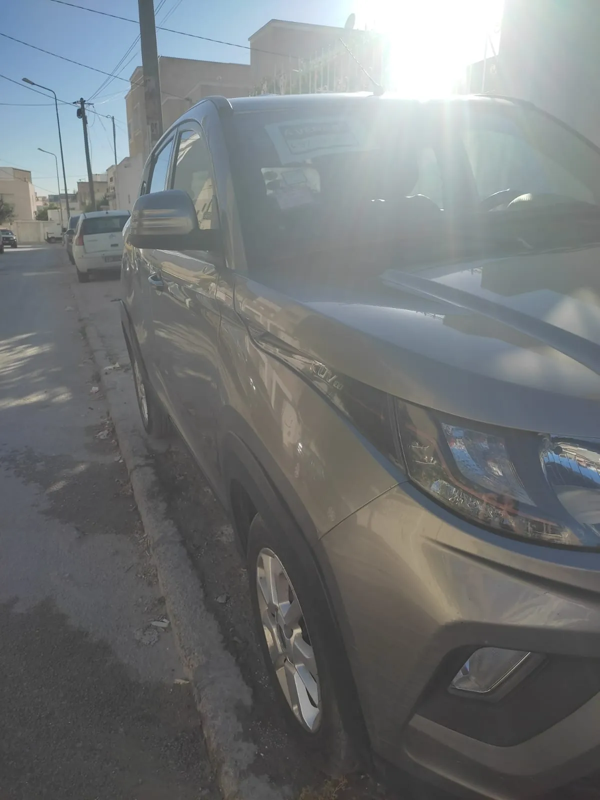 Mahindra KUV100 k8 à vendre