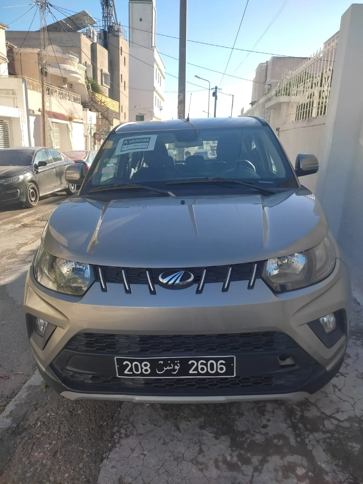 Mahindra KUV100 k8 à vendre