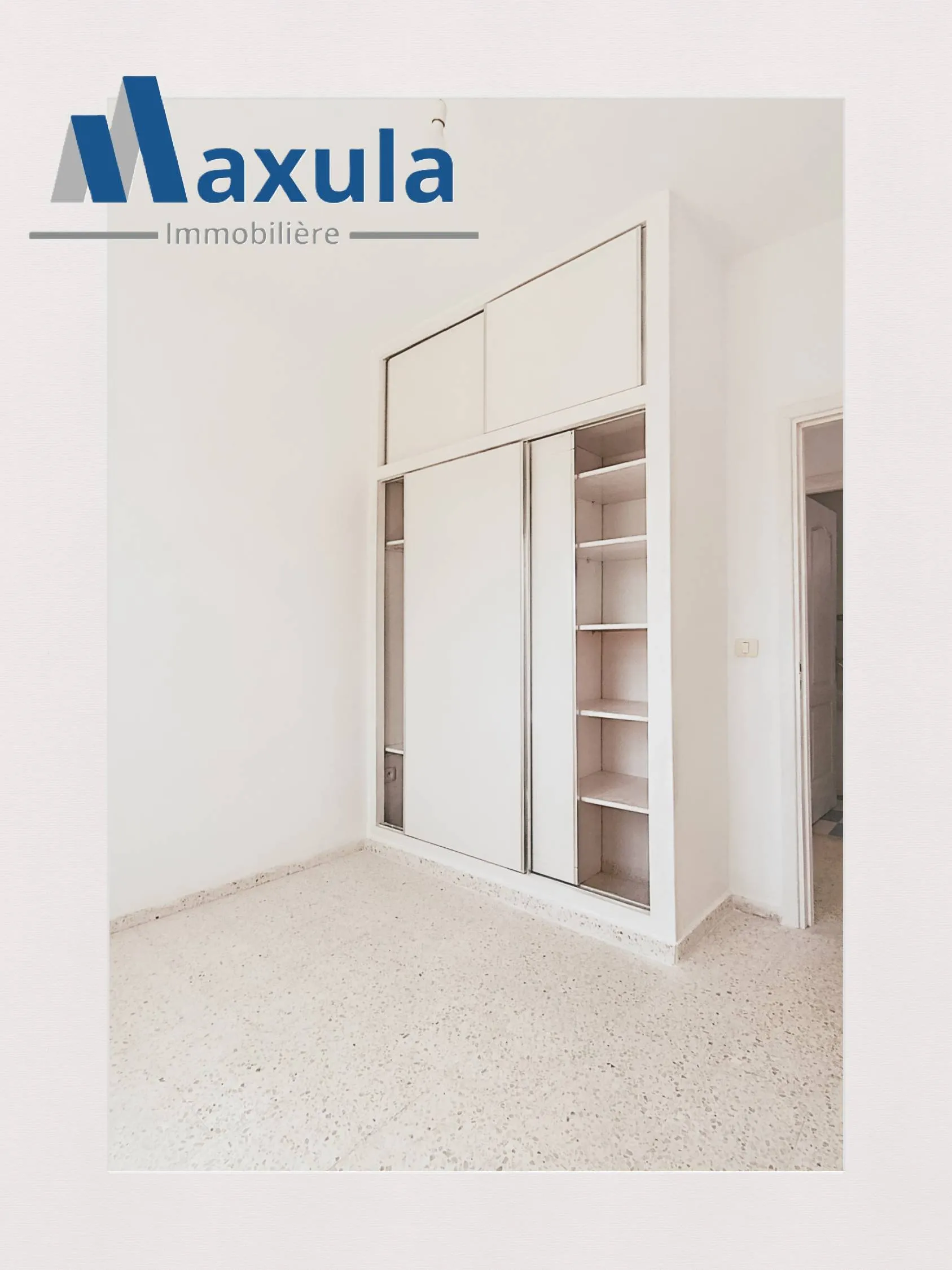 À VENDRE APPARTEMENT S+2 À RÉSIDENCE MAXULA À RADES MELIANE 1
