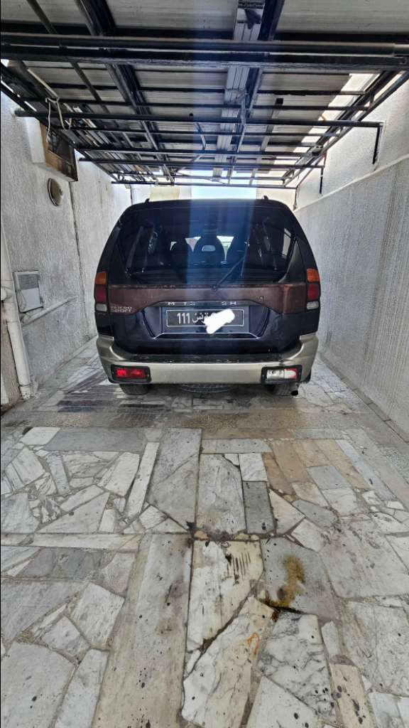 Mitsubishi pajero sport 4×4