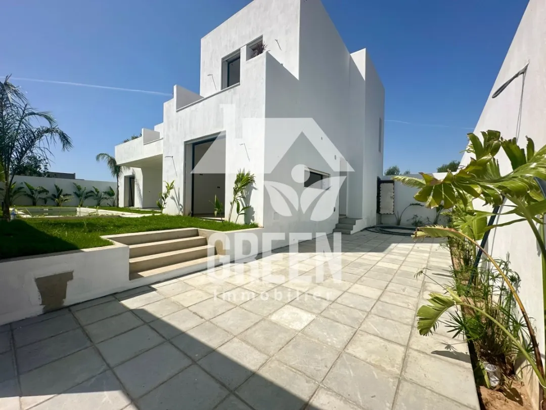 VILLA " ECLIPSE"