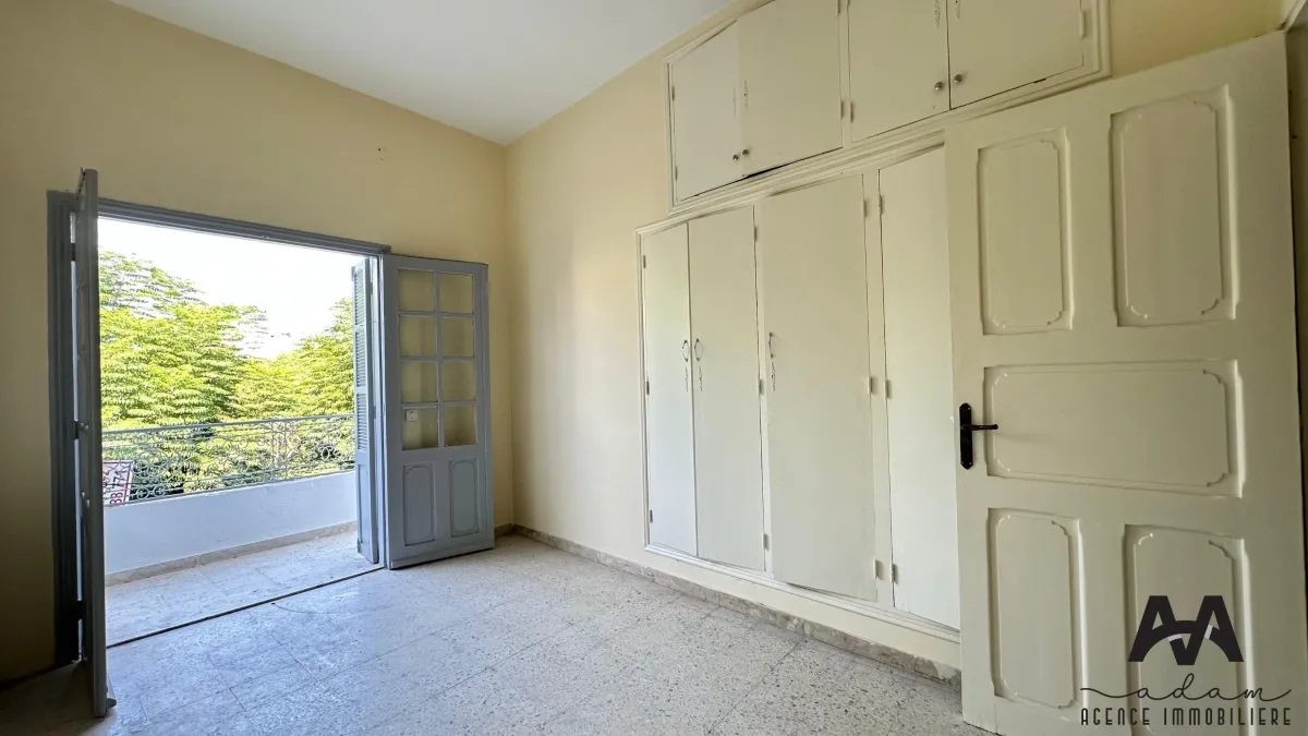 Etage de villa en face du Lycée Jeune Fille-Nabeul