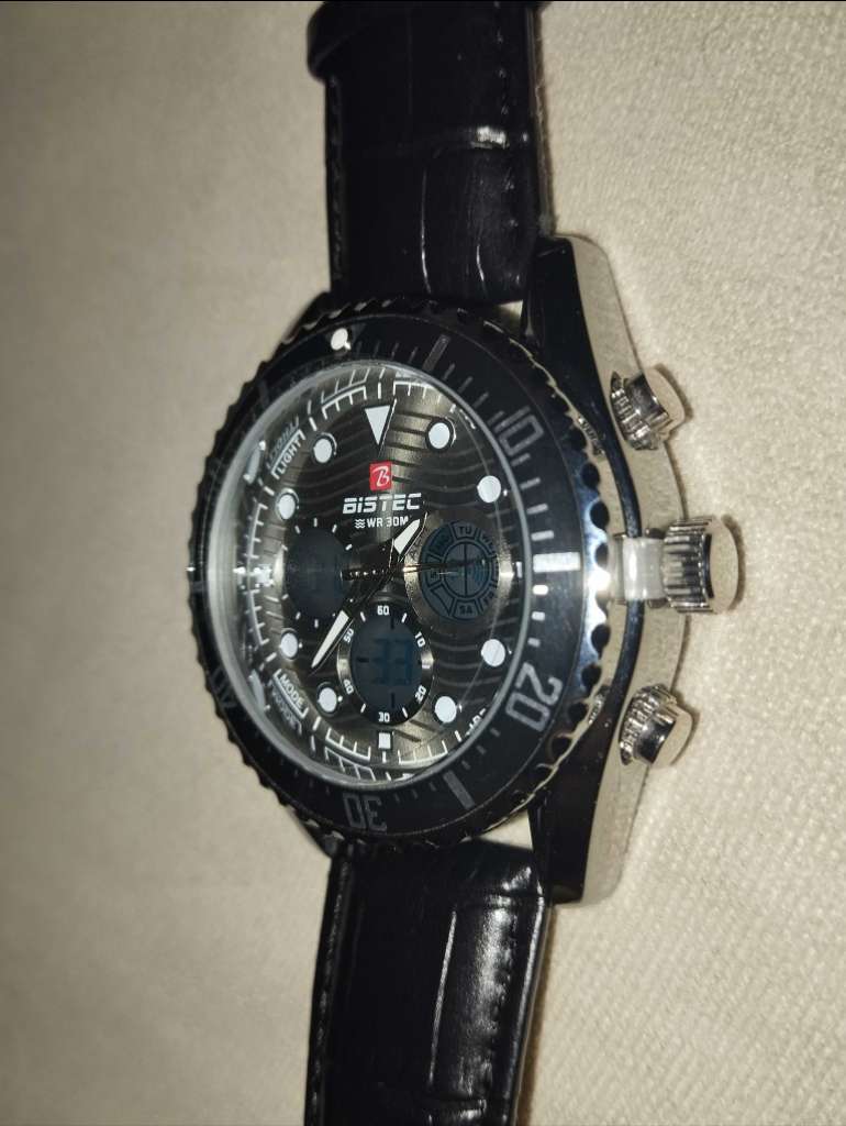 Montre Analogique Numérique
