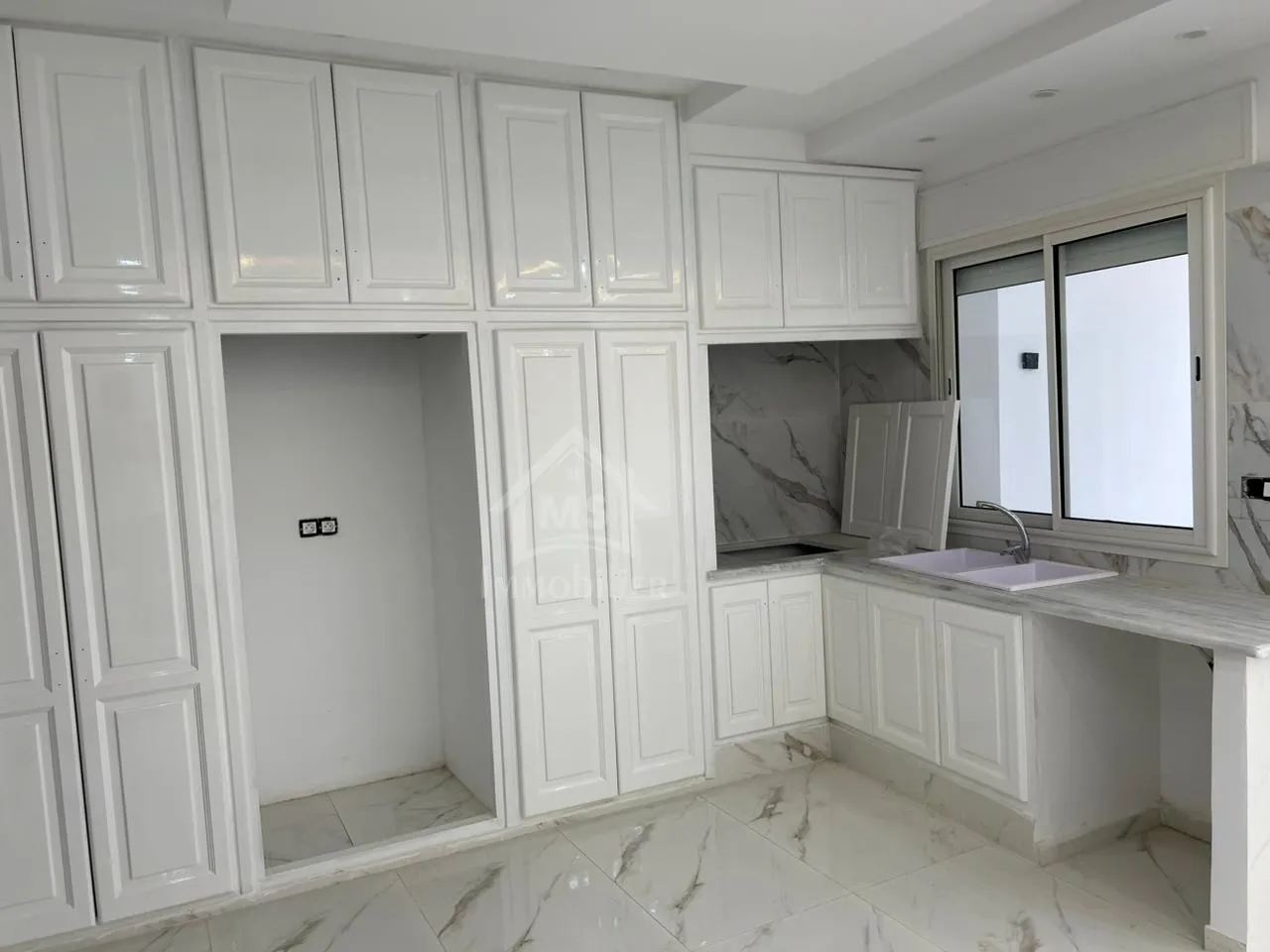 Charmant triplex tout neuf à Hammamet Sud à vendre 51355351