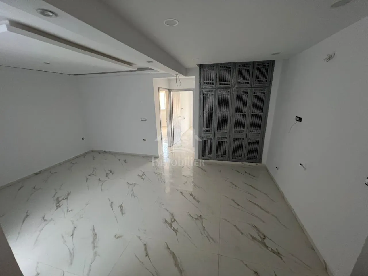 Charmant triplex tout neuf à Hammamet Sud à vendre 51355351