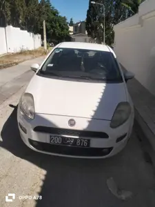 A vendre voiture en tres bon etat