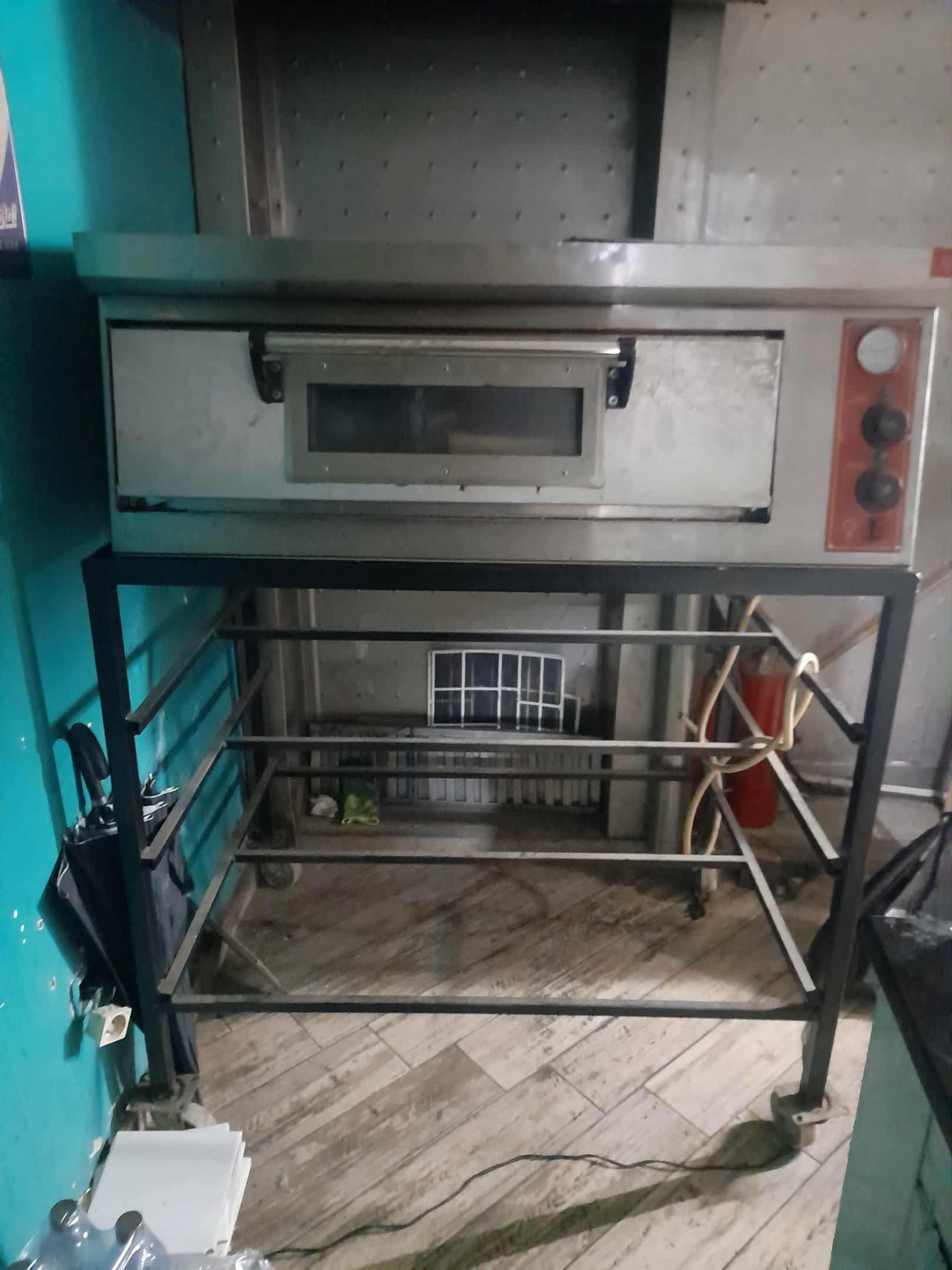 A vendre en lot matériel de restauration