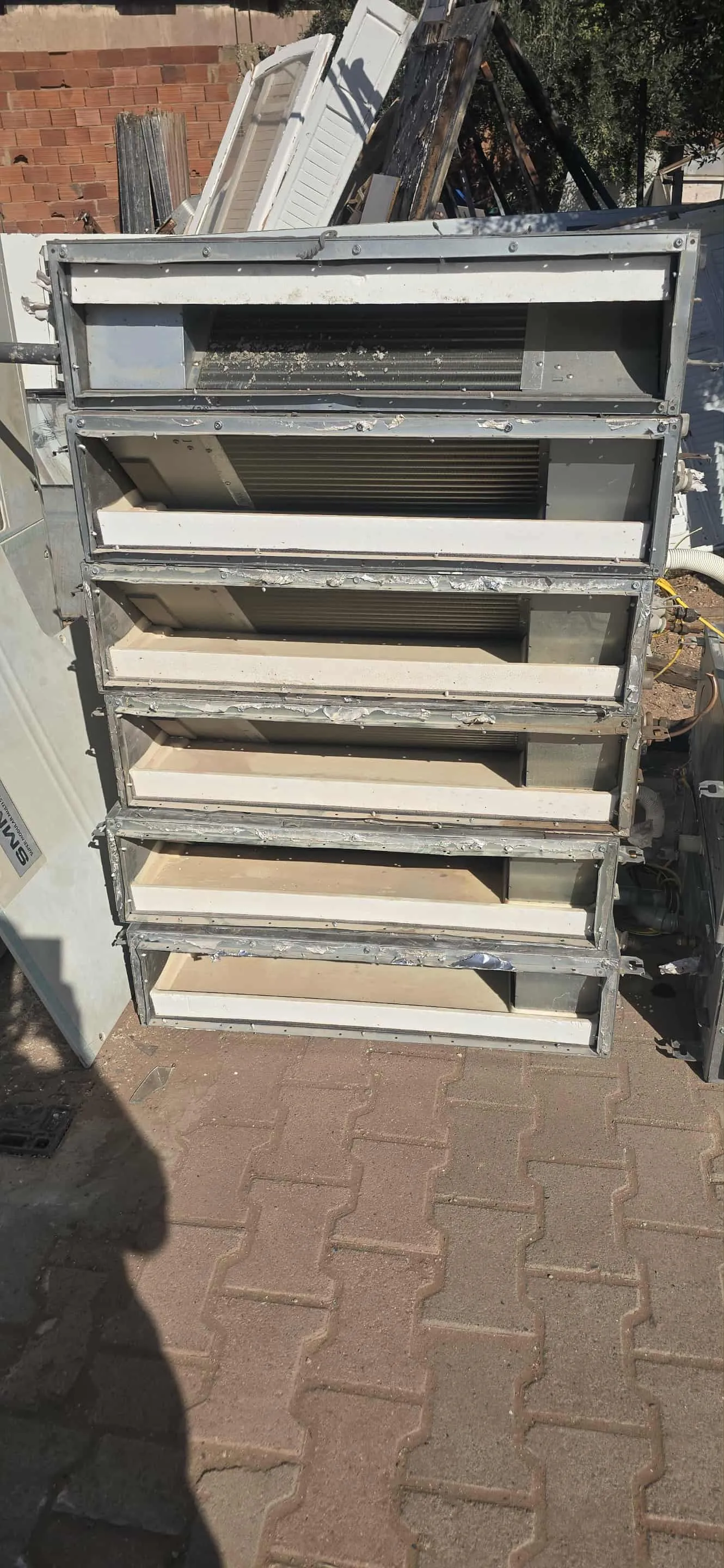 A vendre groupe 2 clim centrale toshiba chaud / froid