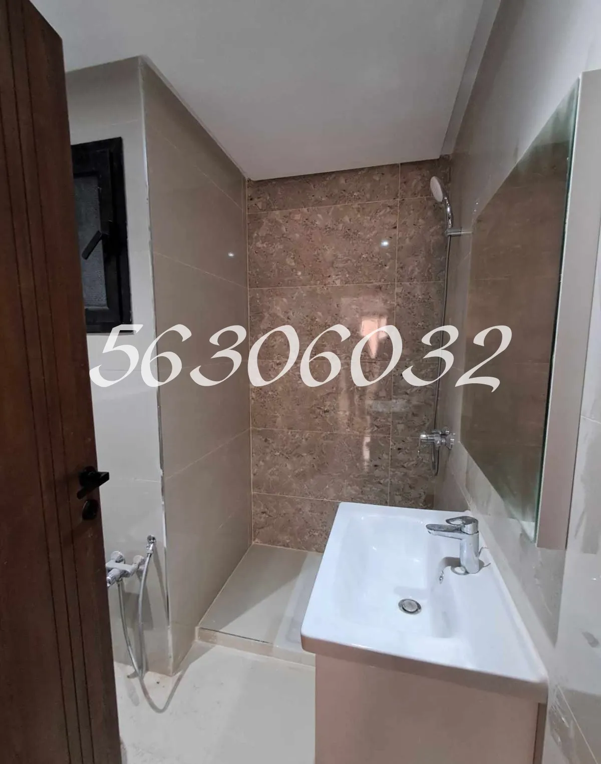 A LOUER S+1 – CITEE WAHAT – TEL 56306032 – FB.8208