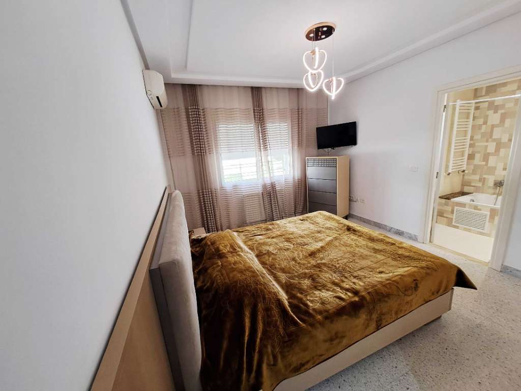 Particulier L S4 meublé Neuf proche lac2 pour étranger 