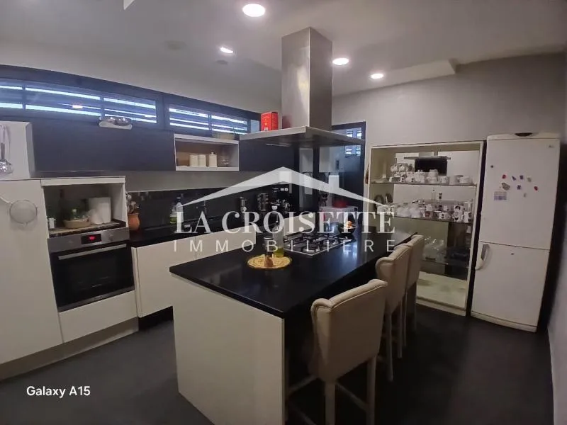 Triplex s4 avec jardin à La Soukra MTRL0091