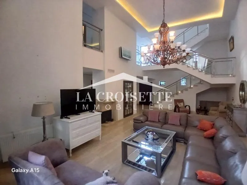 Triplex s4 avec jardin à La Soukra MTRL0091