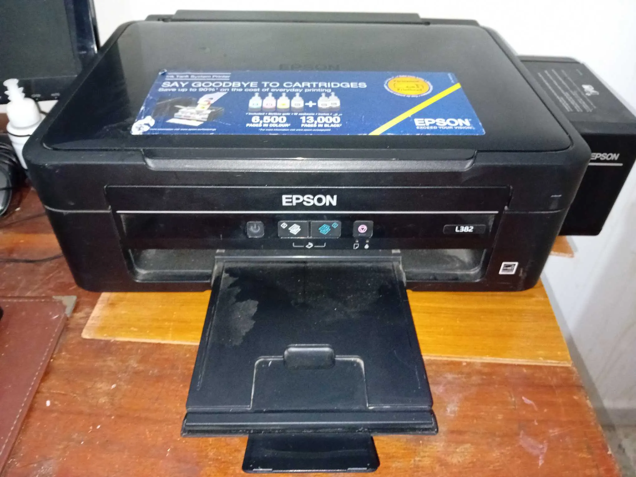 à vendre une imprimante Epson L382 occasion