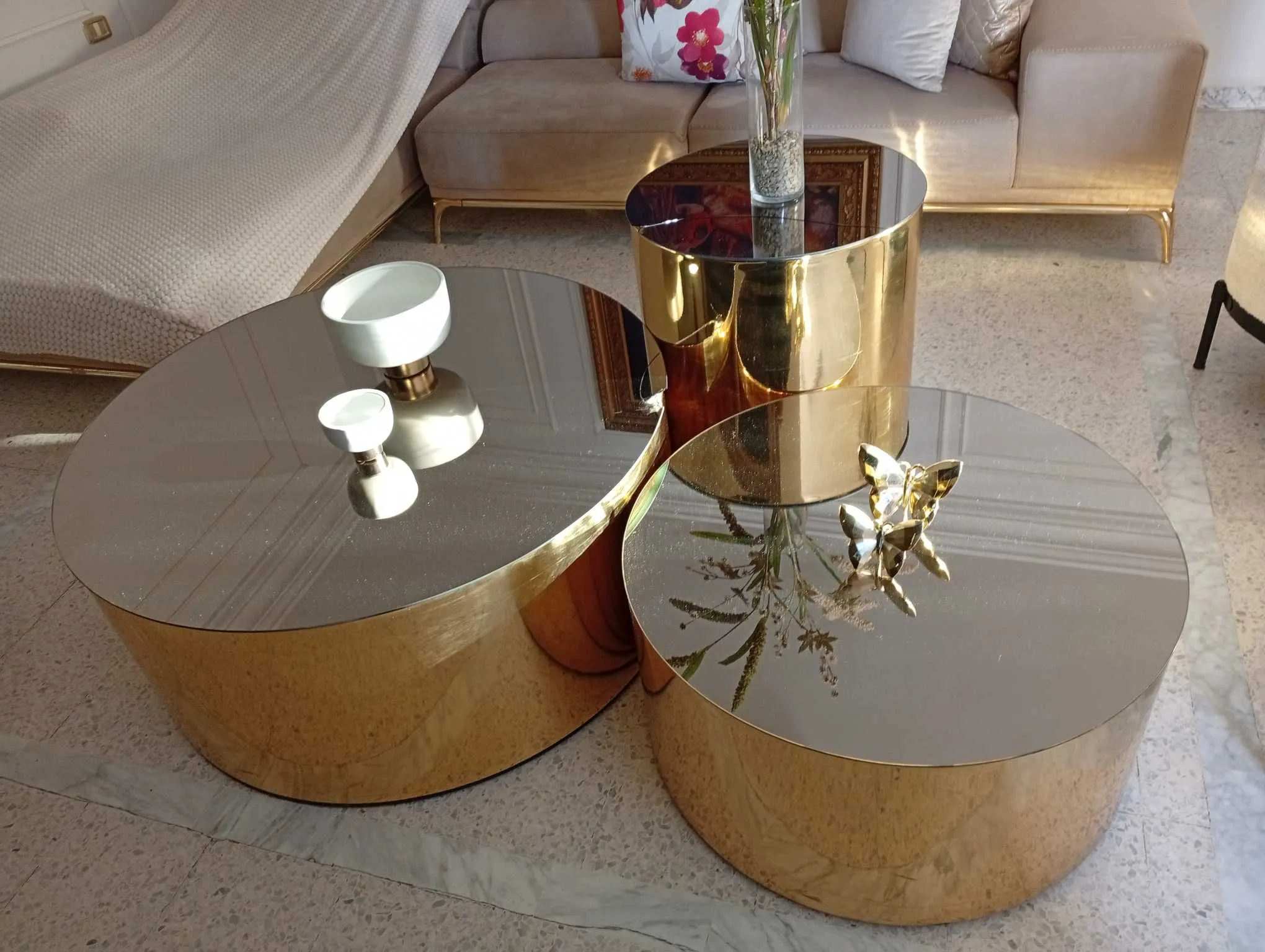 SET DE 3 TABLE BASSE VERRE SUPPORT DORE