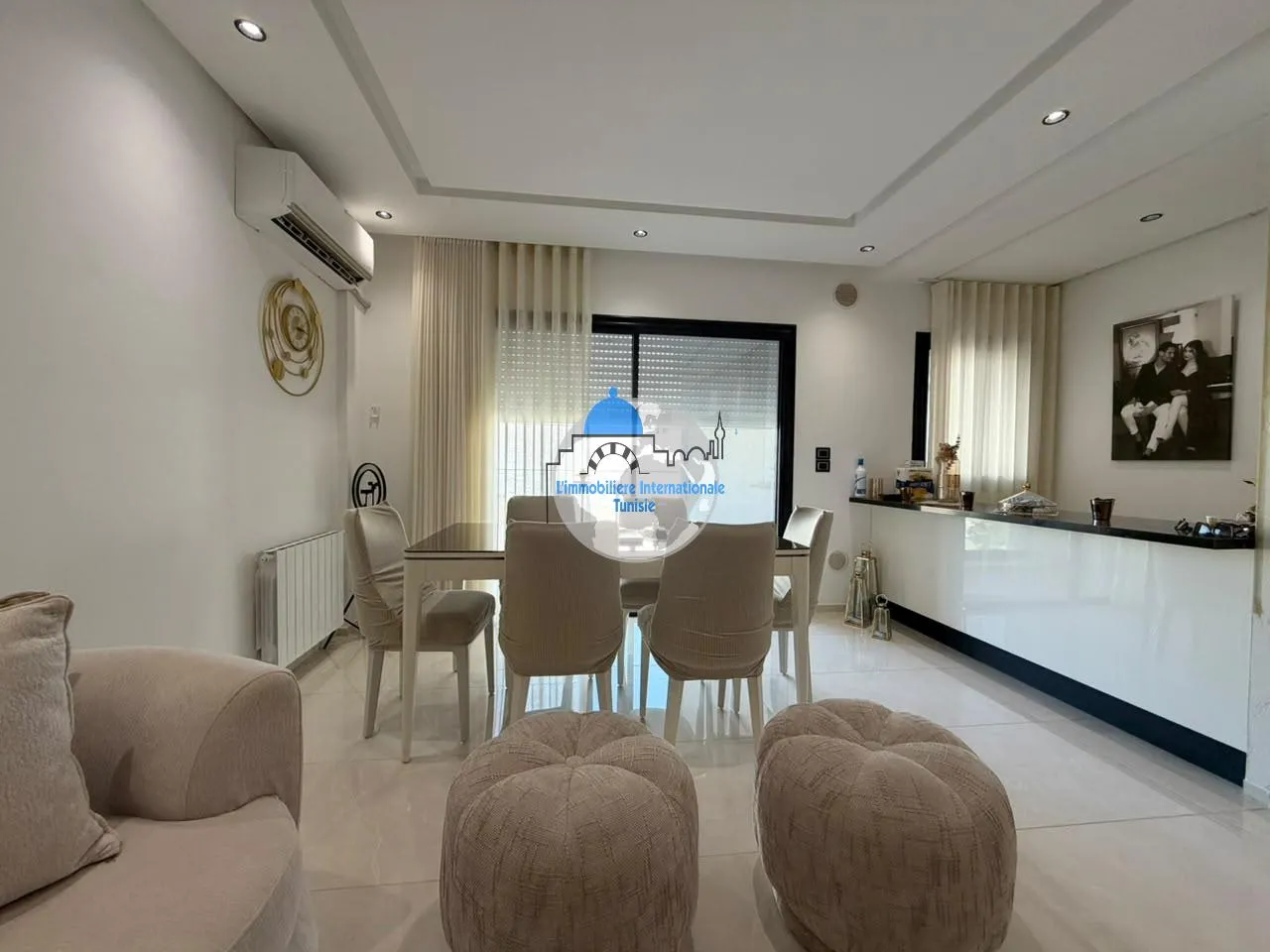 Luxe appartement de type S+2 richement meublé à Sahloul 4