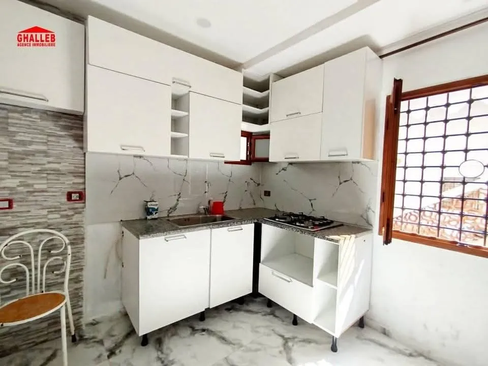 appartement proche carrefour 29730412