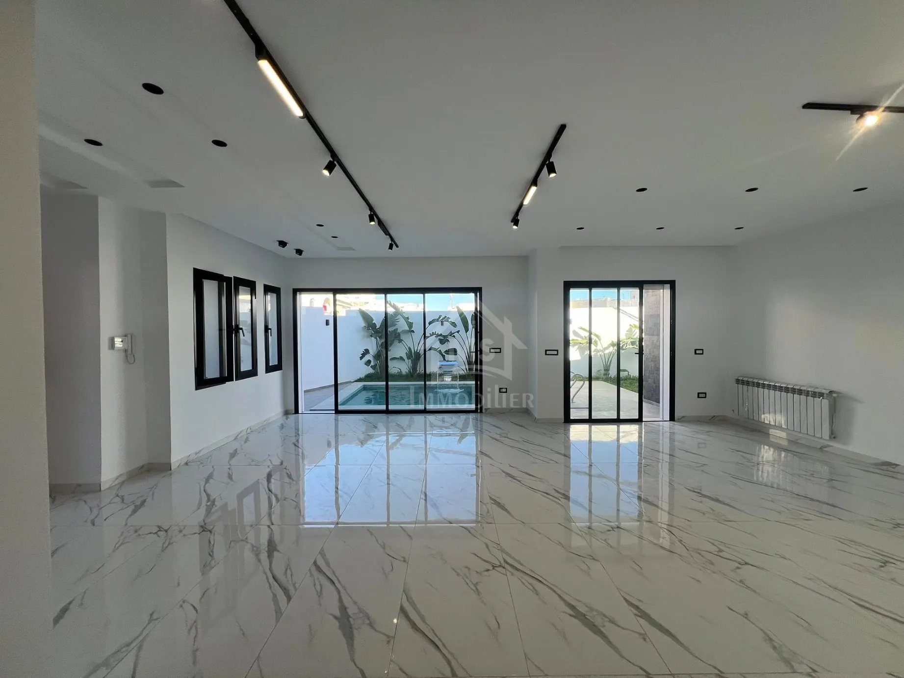 Un triplex avec piscine à Hammamet Nord à vendre 51355351