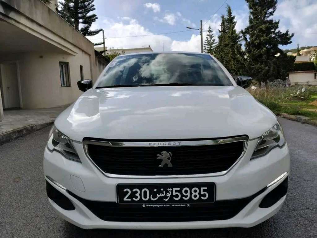 PEUGEOT 301 PREMIÈRE MAIN EN ÉTAT NEUF 
