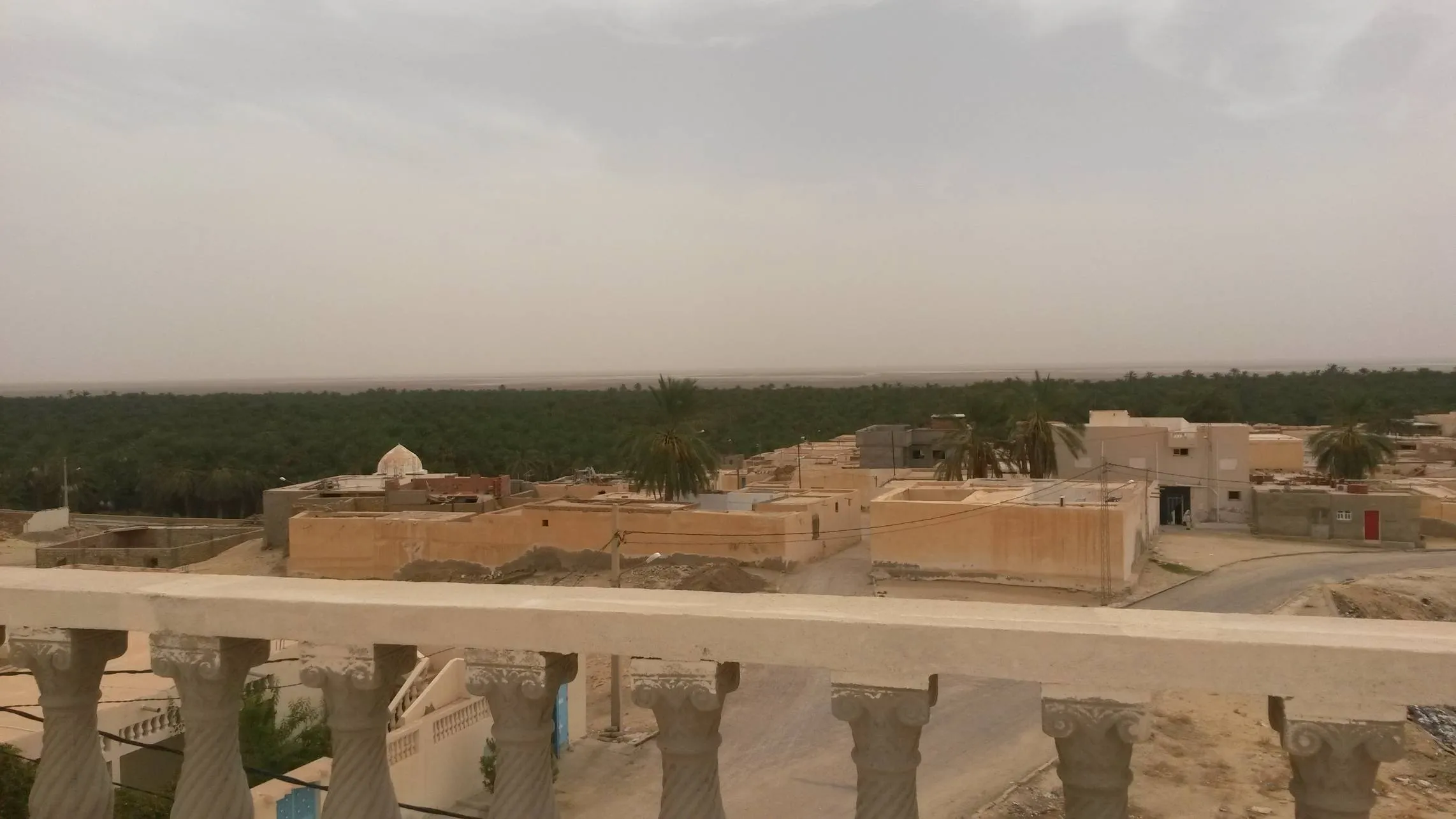 للبيع طابق فيلا + مسكن أرضي مستقلان قرب الواحة في دقاش