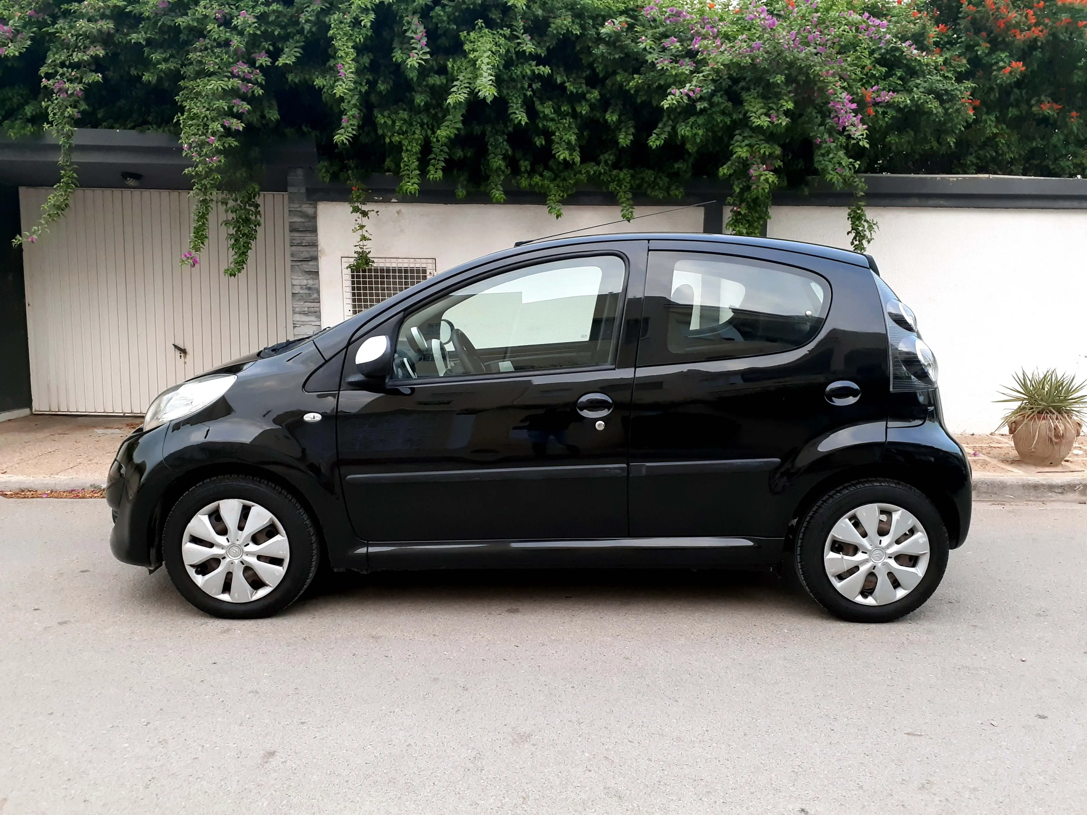 Citroën c1 première main 140km tu 185