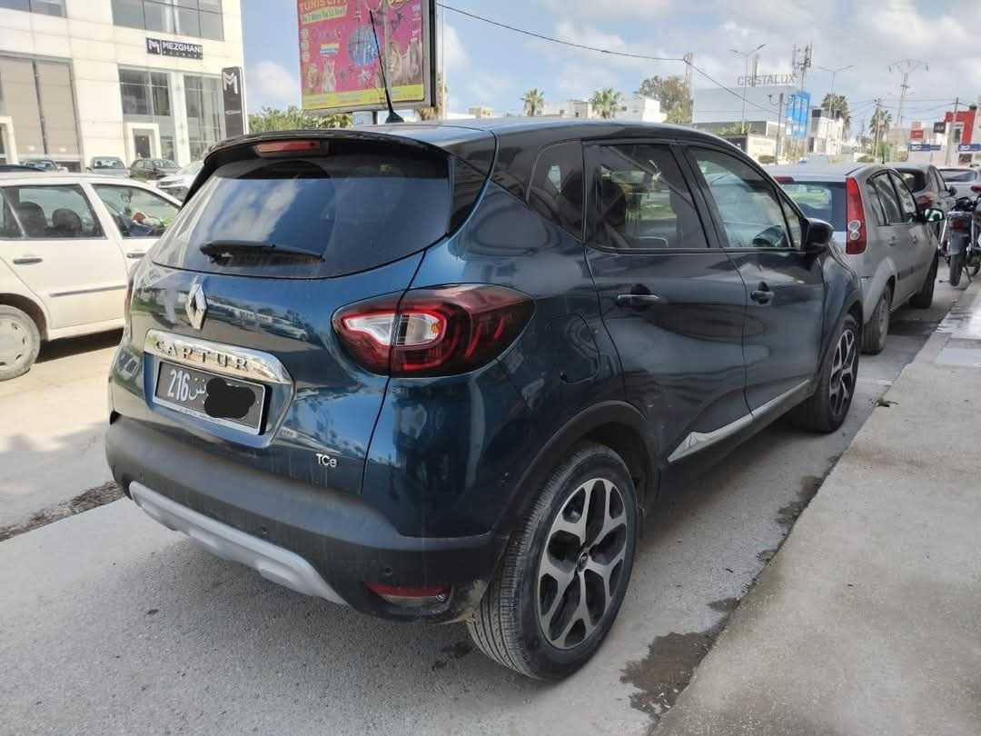 RENAULT CAPTURE PREMIÈRE MAIN EN ÉTAT NEUF 