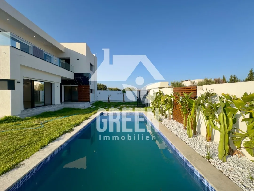 VILLA " STRELITZIA "