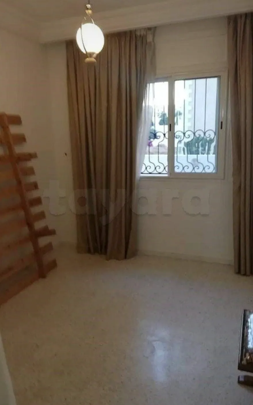 Location S1 vide Ă El Menzah 7 Bis