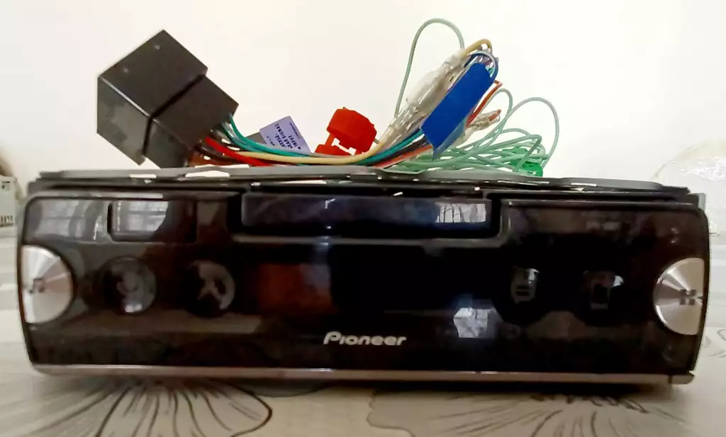 Poste pioneer sp10bt mosfet