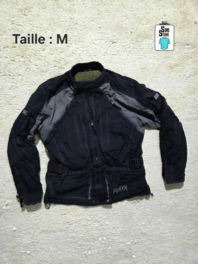 Veste et pantalon moto