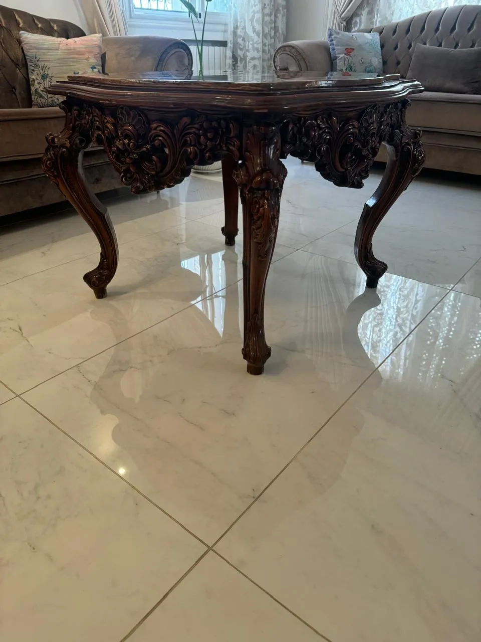 Table ancienne